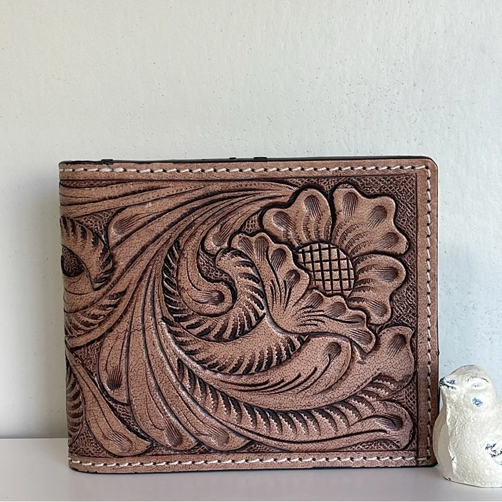 Men’s Tooled Wallet